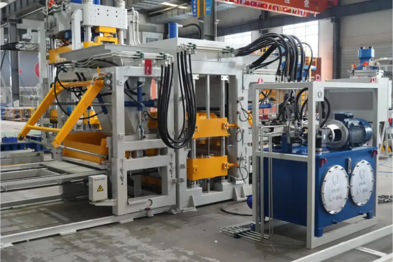 Empowering the brick and tile industry through intelligent manufacturing: The Zenith QT10 brick production line reshapes the landscape of green production.